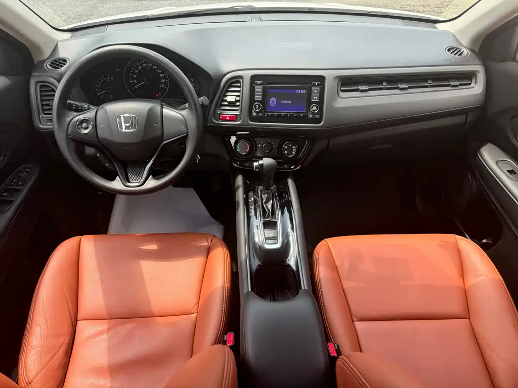 Honda Vezel 2016