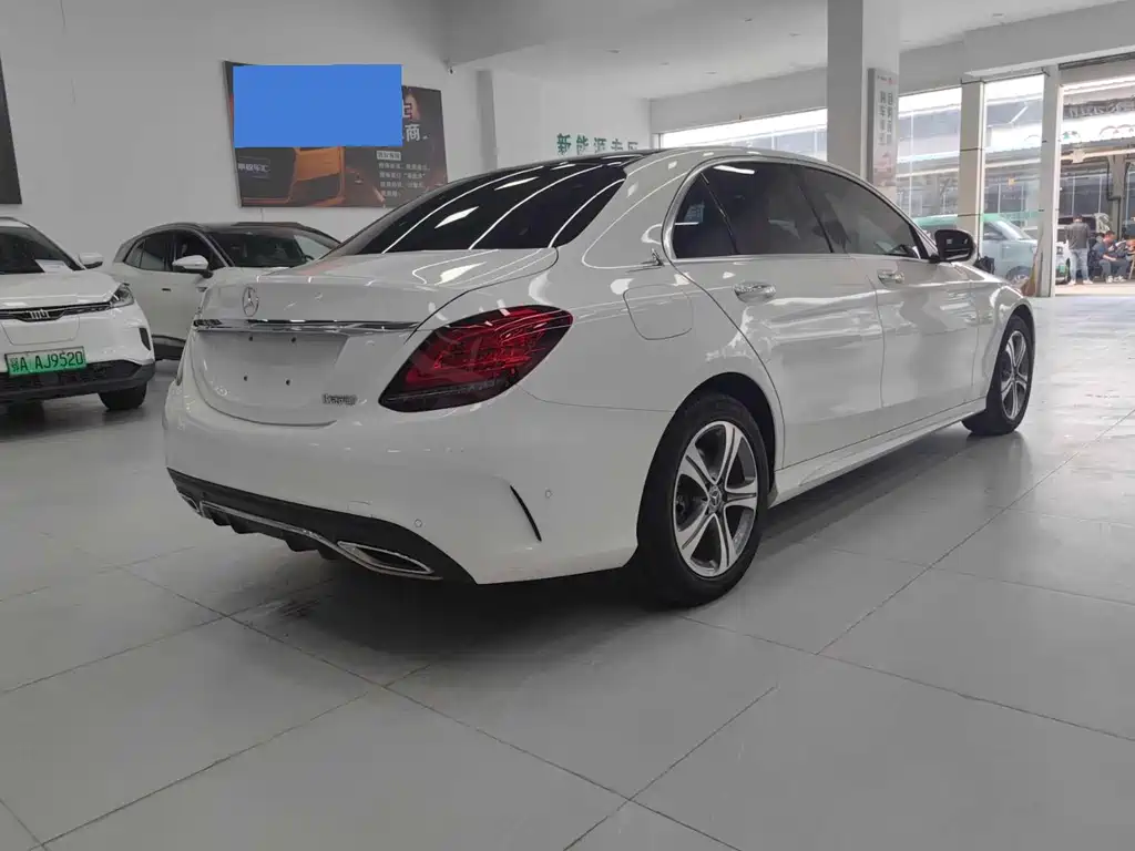 Mercedes-Benz C-Class 2020 — фото 11