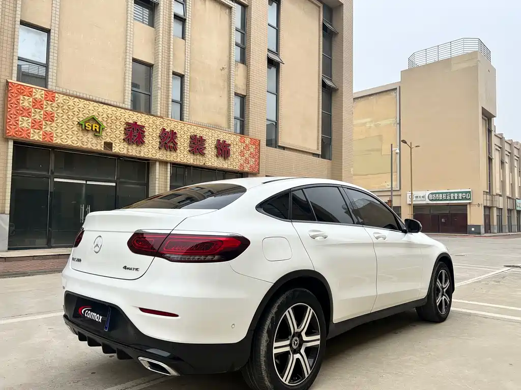 Mercedes-Benz GLC Coupe 2022 — фото 9