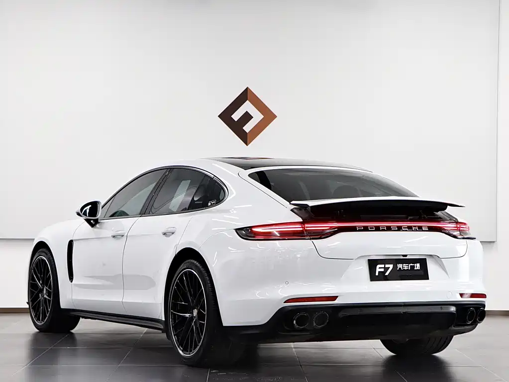 Porsche Panamera 2022 — фото 4