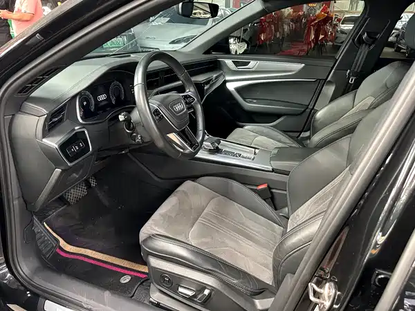 Audi A6L 2023
