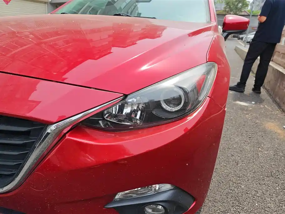 Mazda 3 Axela 2015 — фото 4