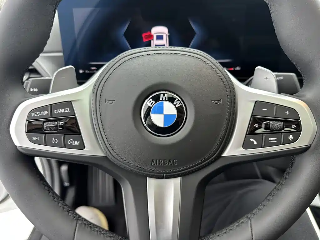 BMW 3 Series 2023 — фото 13
