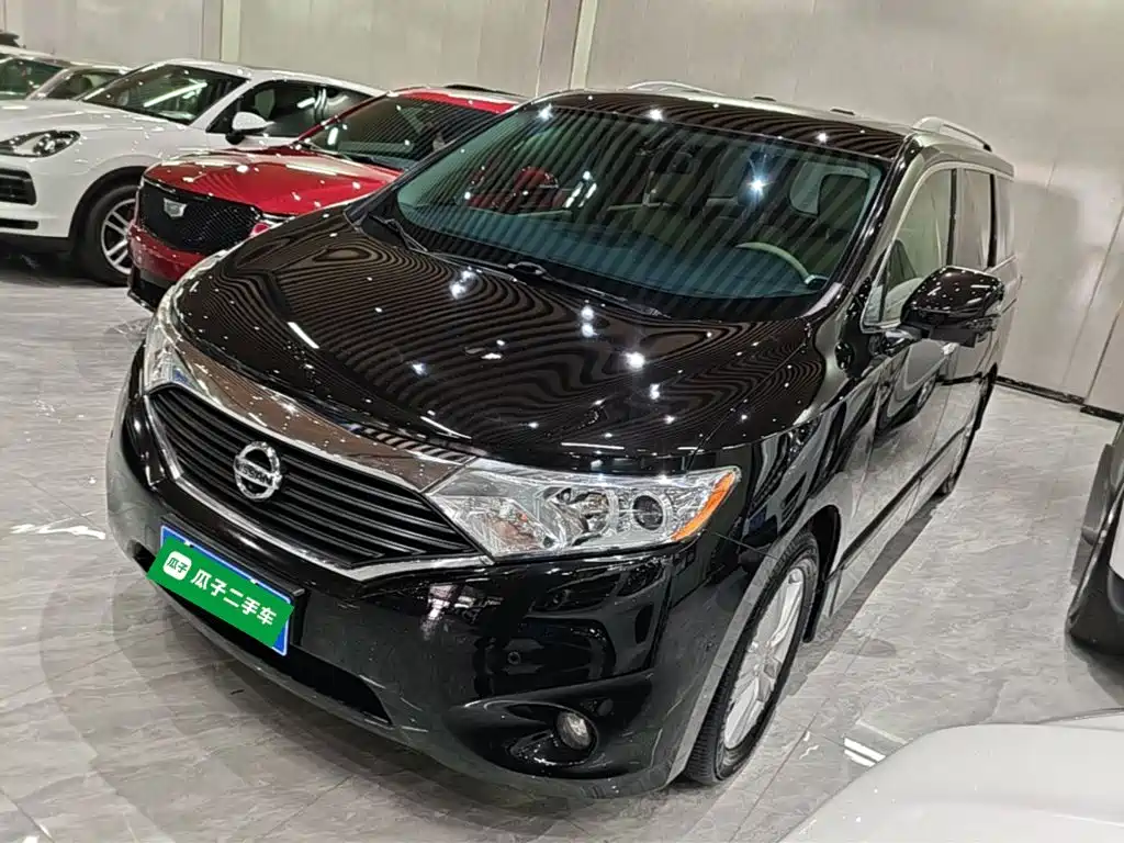 Nissan Quest 2015 — фото 2