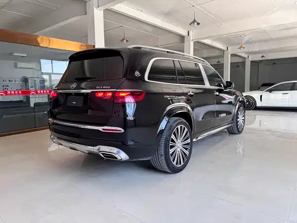 Mercedes-Benz Maybach GLS 2023