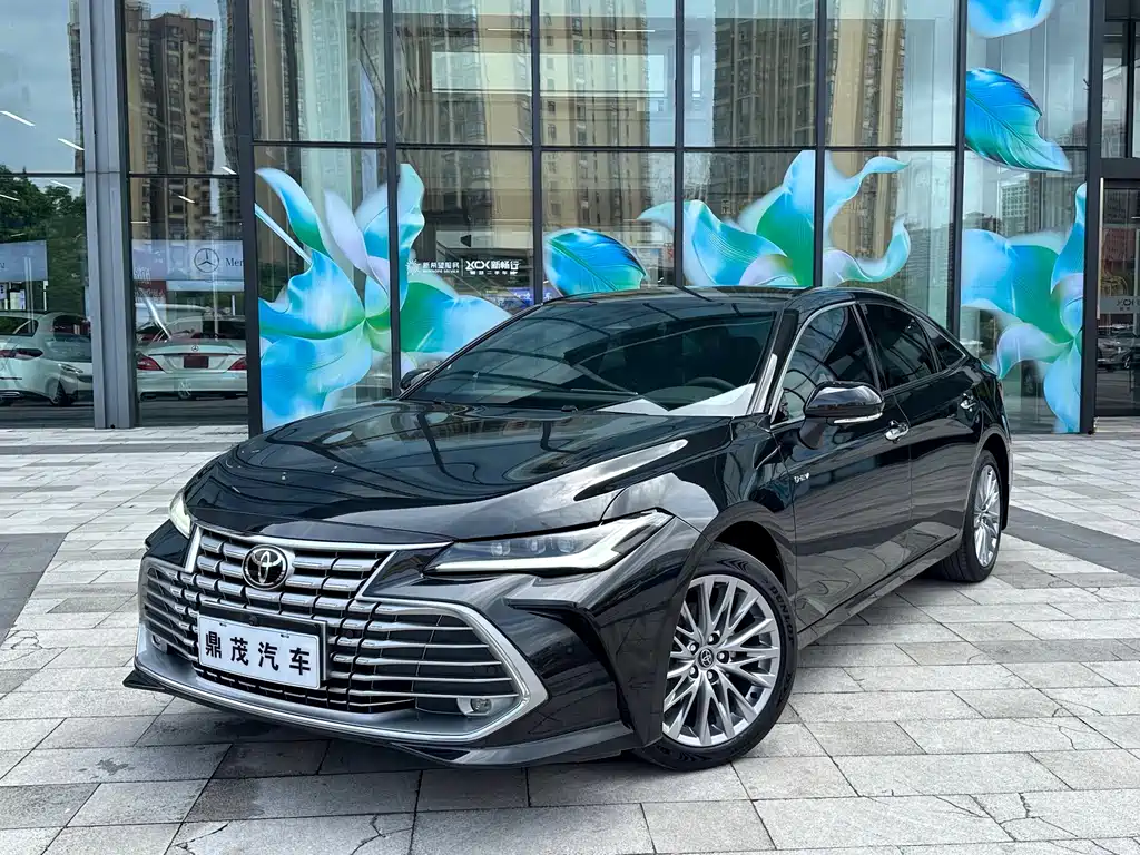 Toyota Avalon 2025 — фото 1