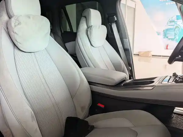 NIO ES6 2020