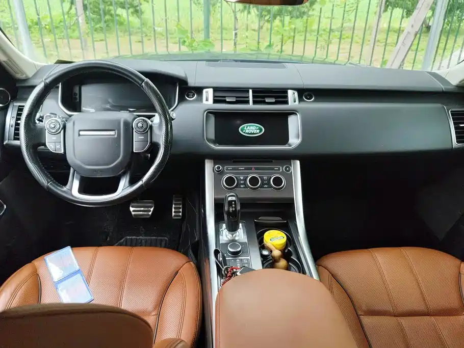 Land Rover Sport 2017 — фото 12