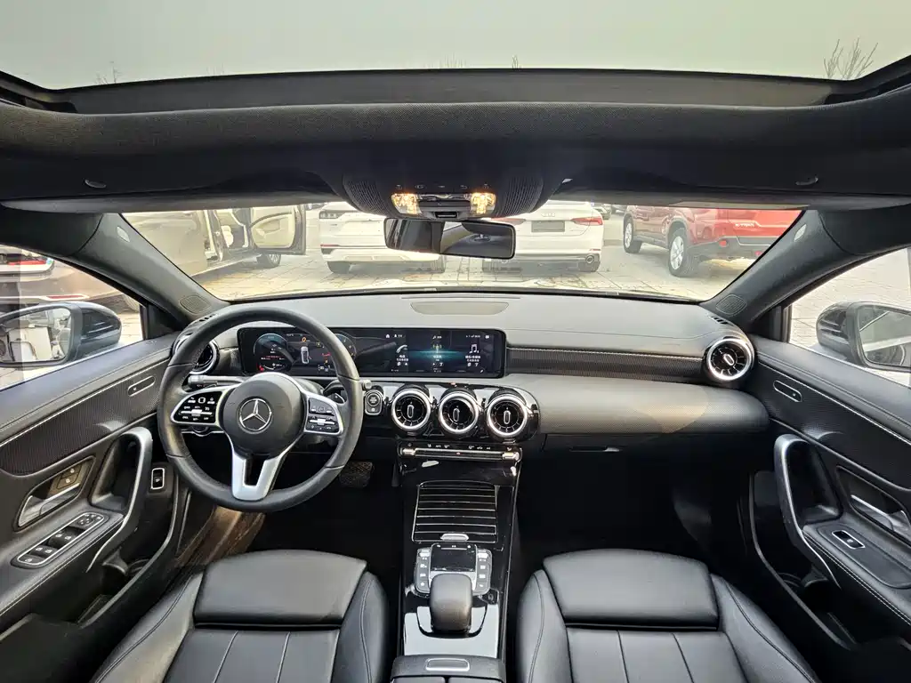 Mercedes-Benz A-Class 2021 — фото 15