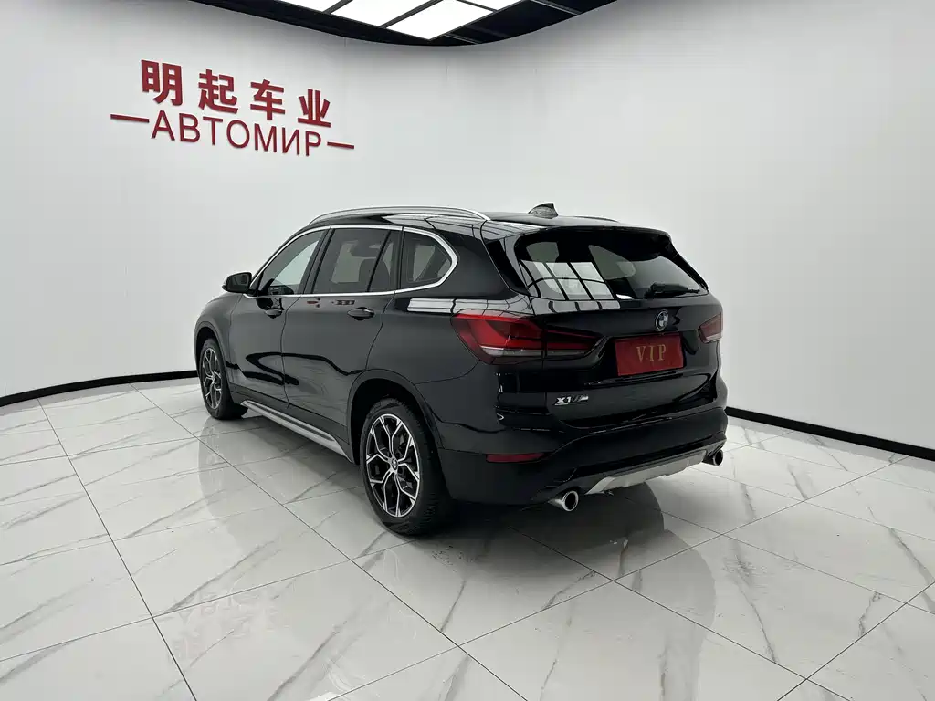 BMW X1 2022 — фото 8