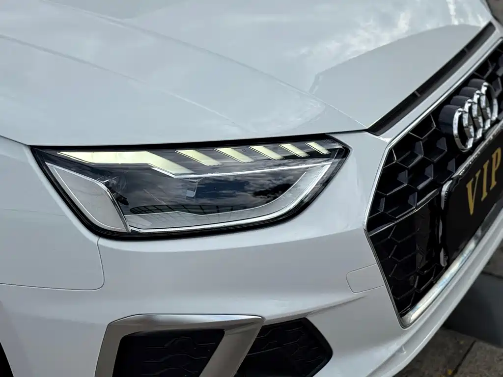 Audi A4L 2020 — фото 15