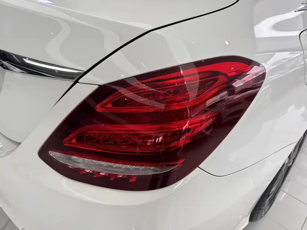 Mercedes-Benz C-Class 2016 — фото 30