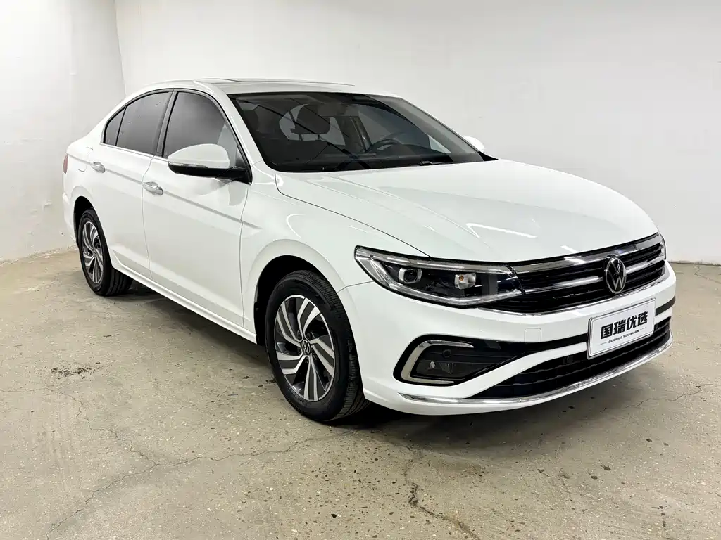 Volkswagen Bora 2023
