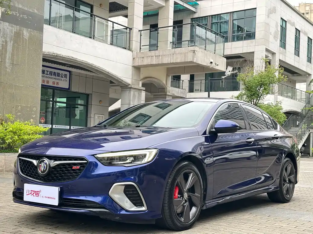 Buick Regal 2019 — фото 1