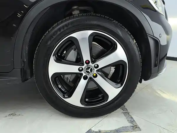 Mercedes-Benz GLC 2022
