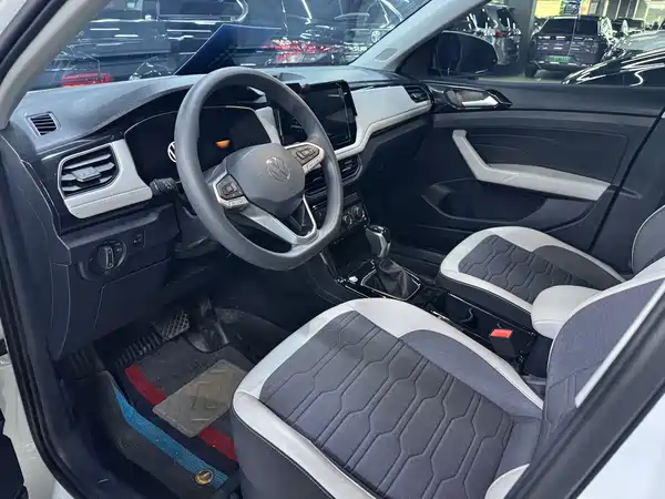 Volkswagen Tharu 2025