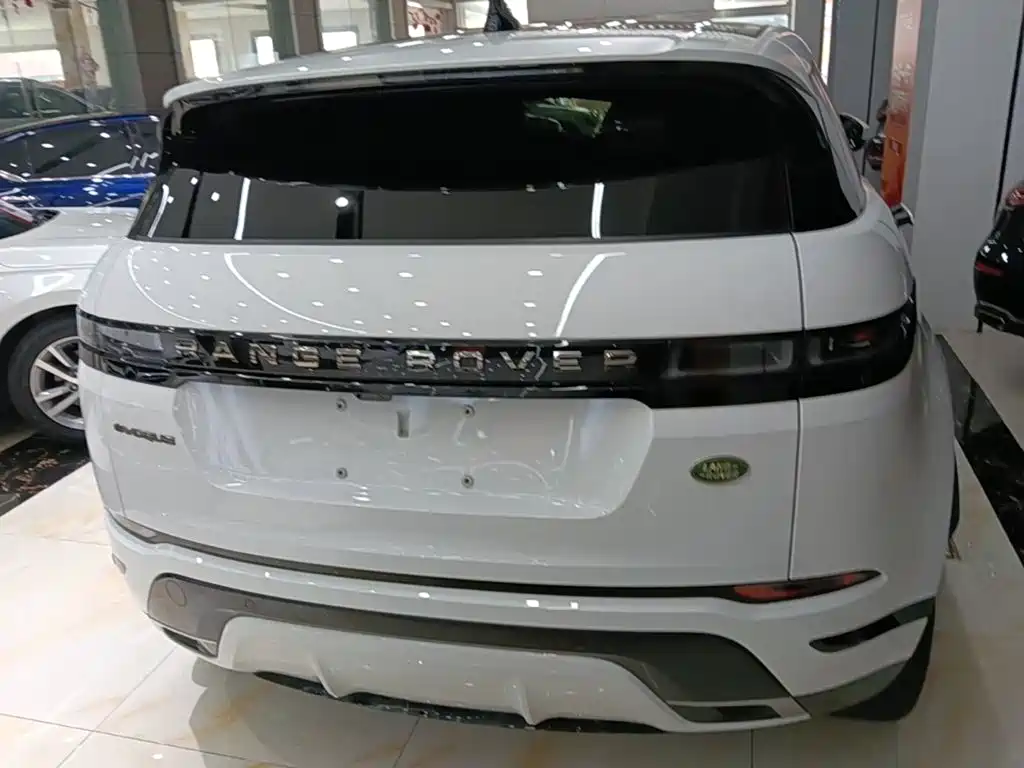 Land Rover Evoque 2022 — фото 6