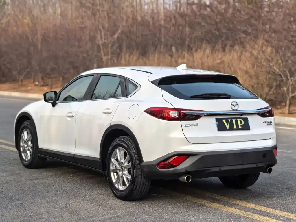 Mazda CX-4 2019 — фото 4