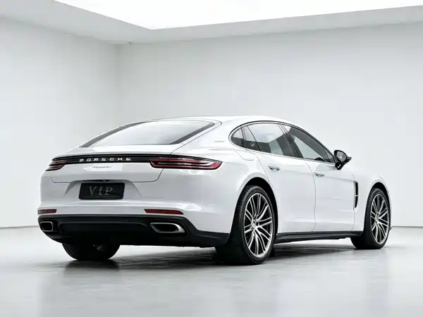 Porsche Panamera 2018
