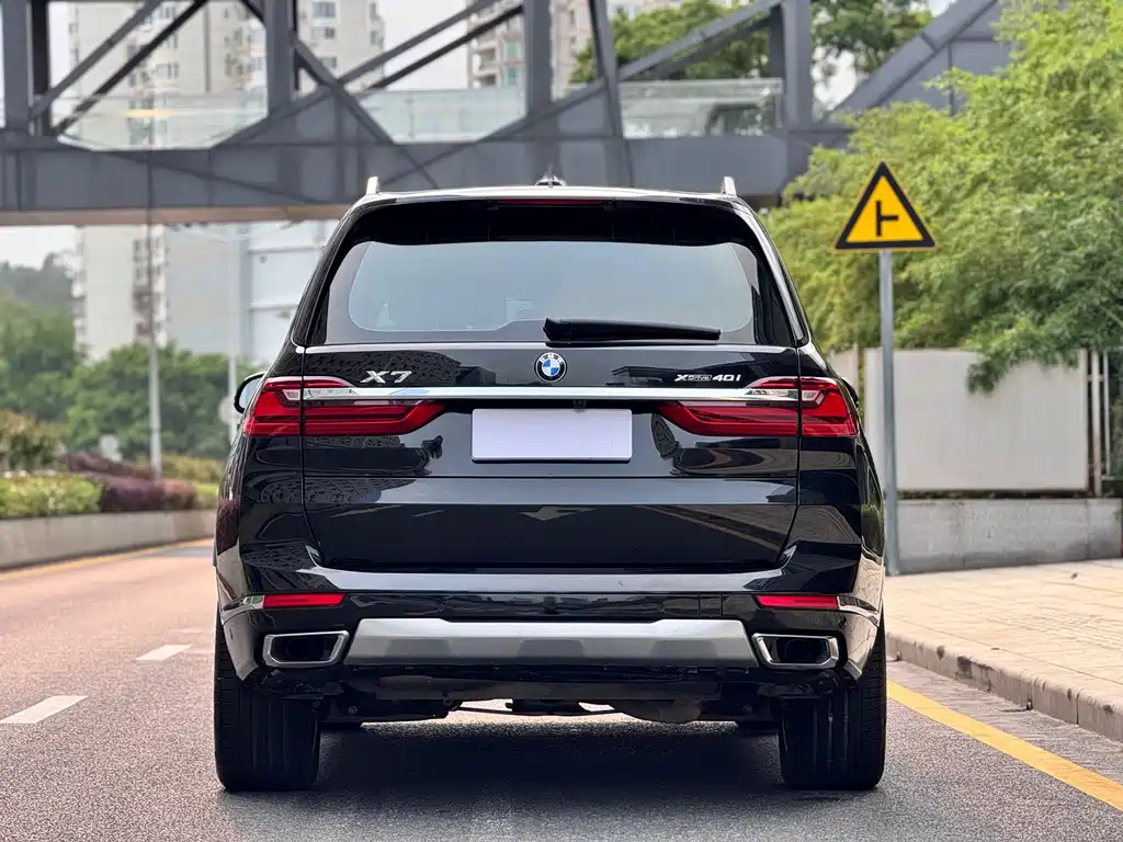 BMW X7 2019