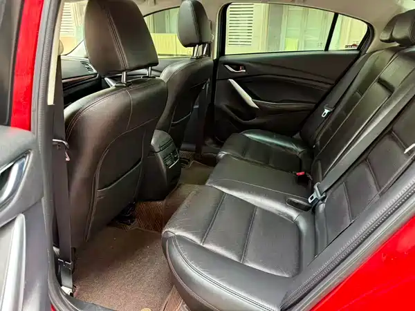 Mazda Atenza 2015