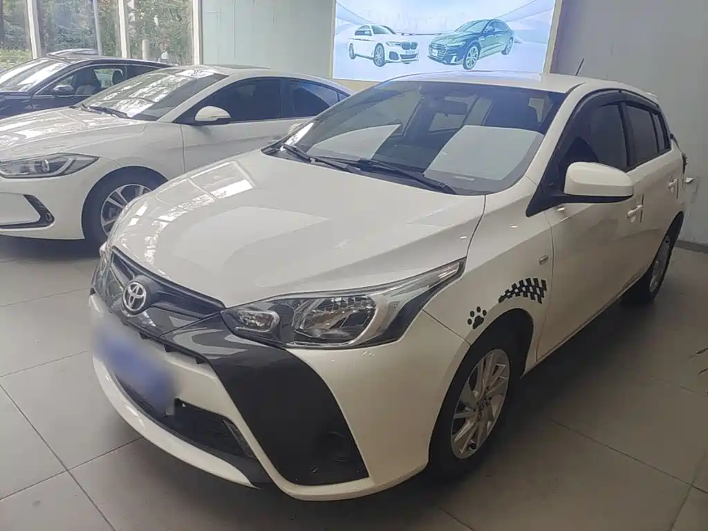 Toyota Yaris L 2019