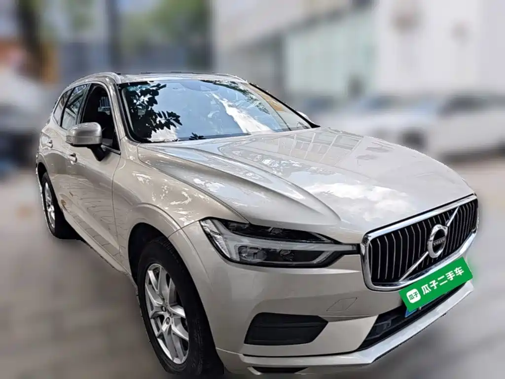 Volvo XC60 2018 — фото 7