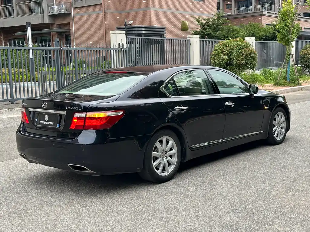 Lexus LS 2008