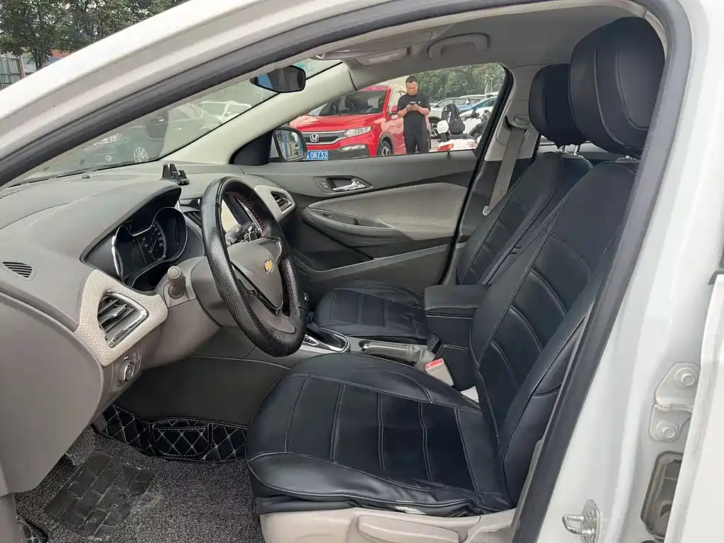 Chevrolet Cruze 2015 — фото 10