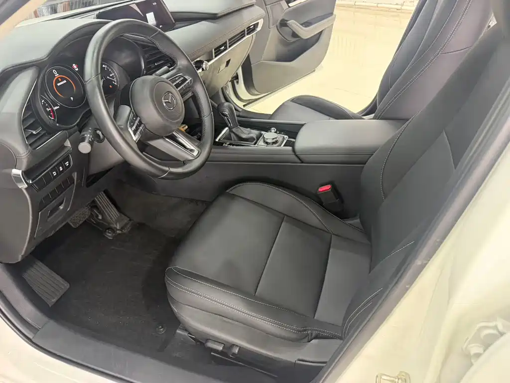 Mazda 3 Angkesela 2022