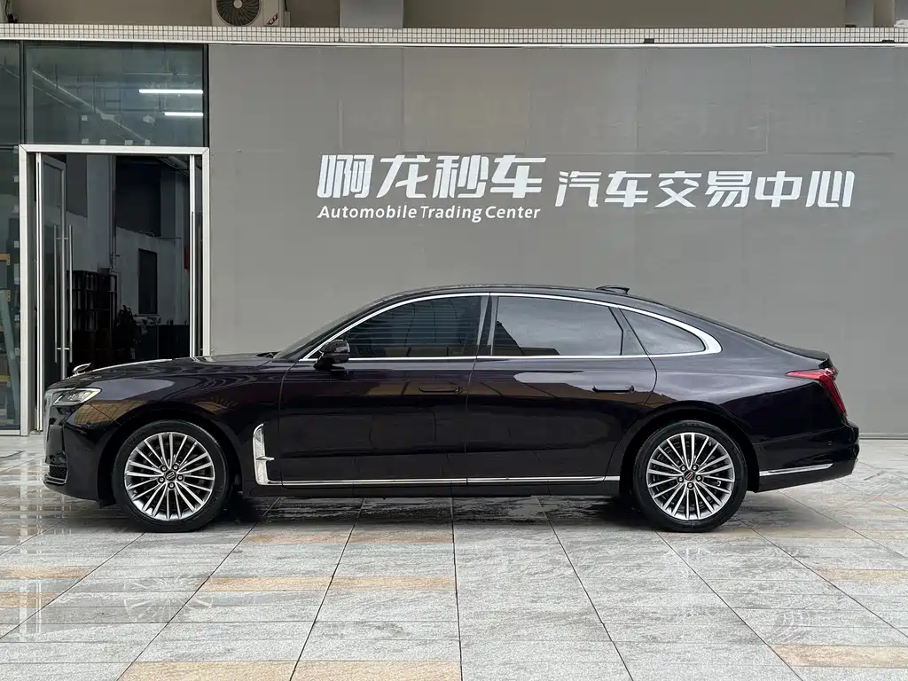 Hongqi H9 2022 — фото 18