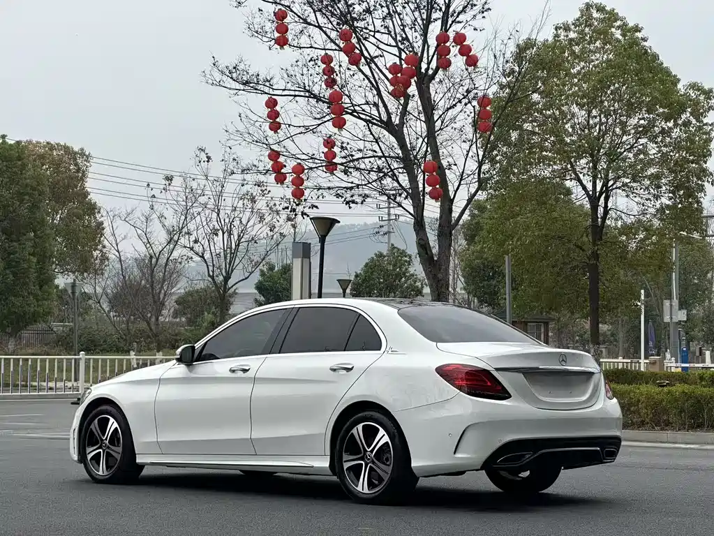 Mercedes-Benz C-Class 2020 — фото 14