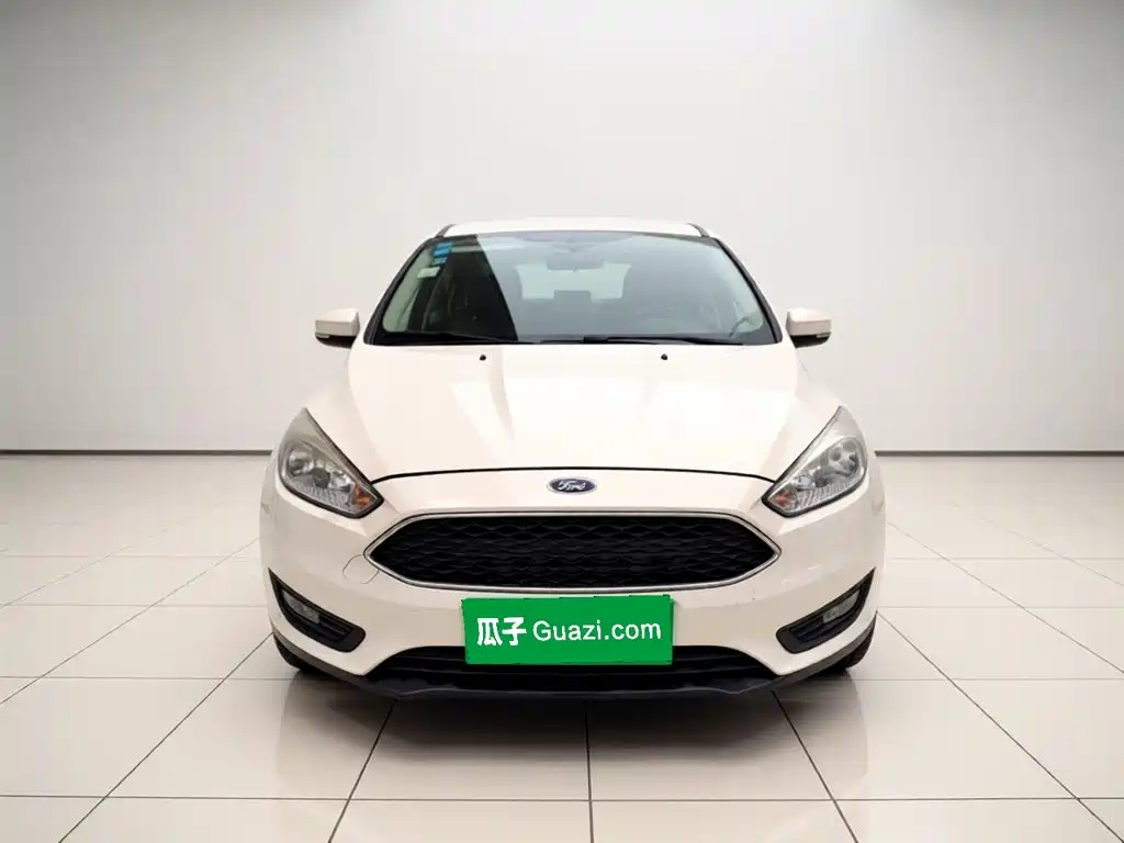 Ford Focus 2015 — фото 24