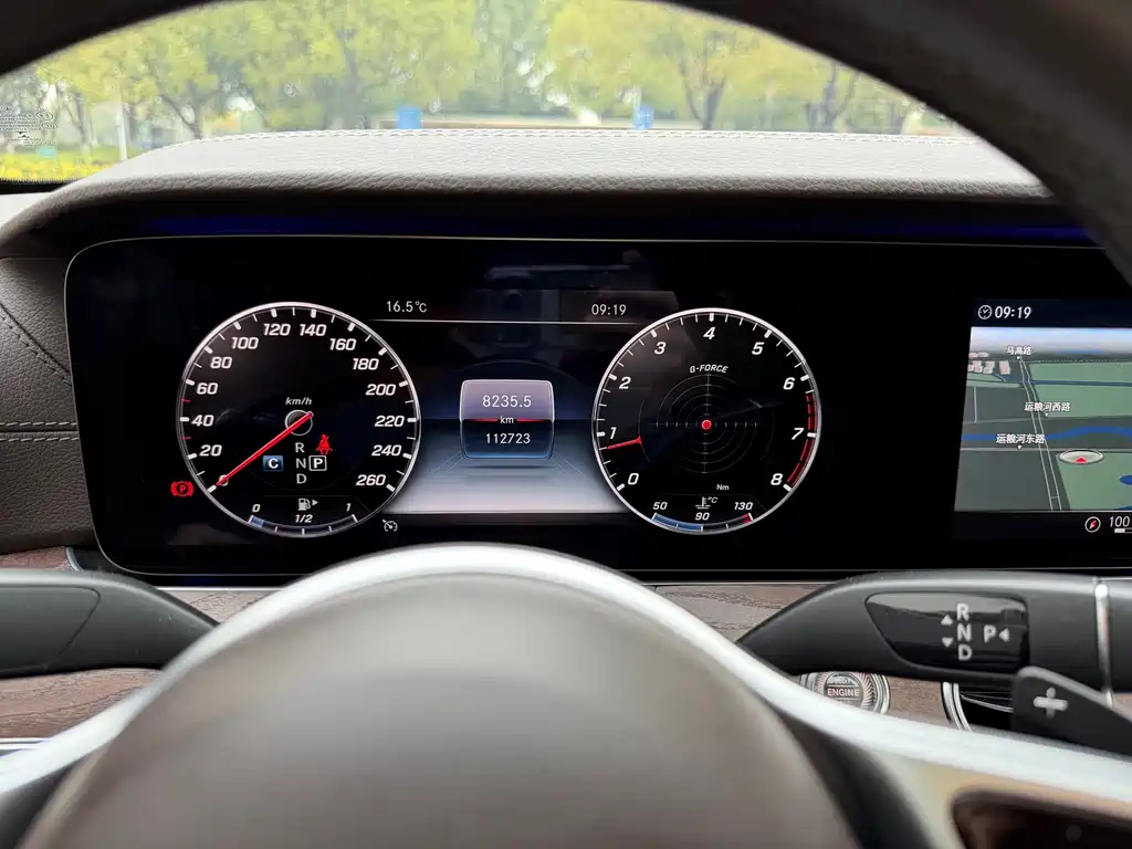 Mercedes-Benz E-Class 2020 — фото 13