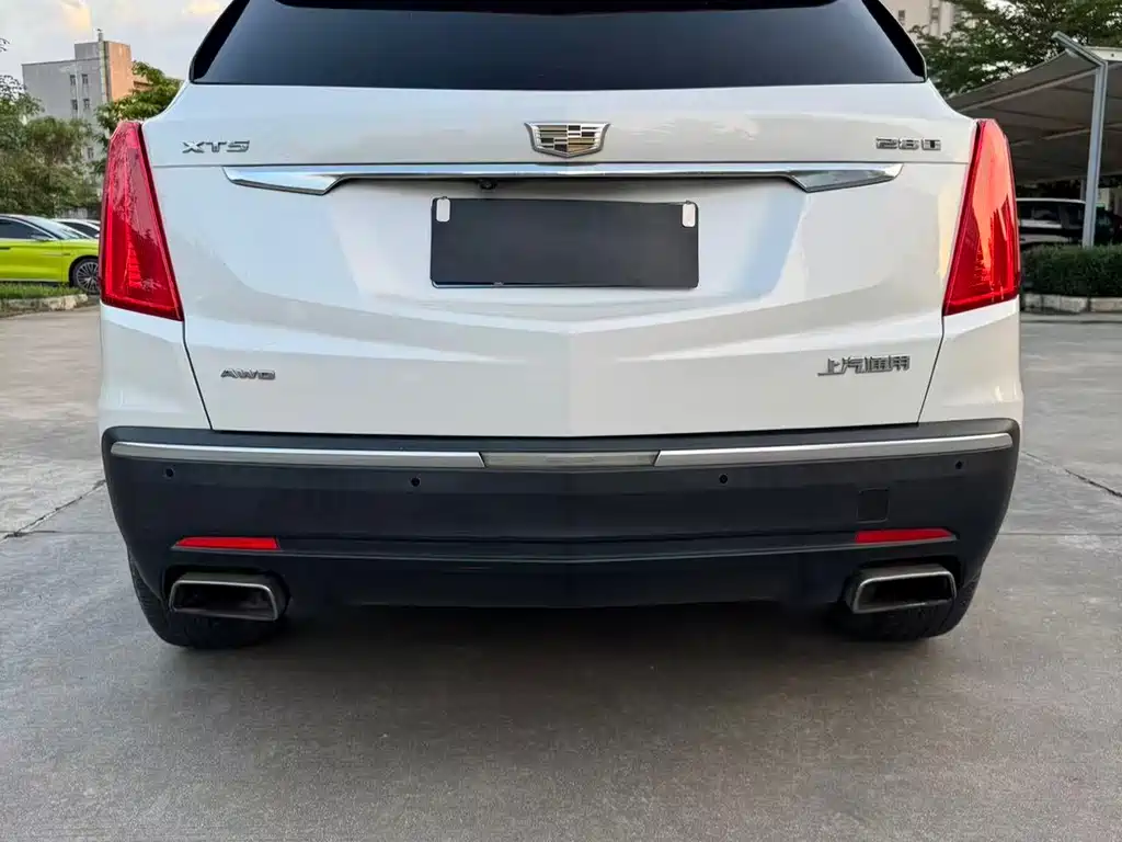 Cadillac XT5 2018 — фото 8