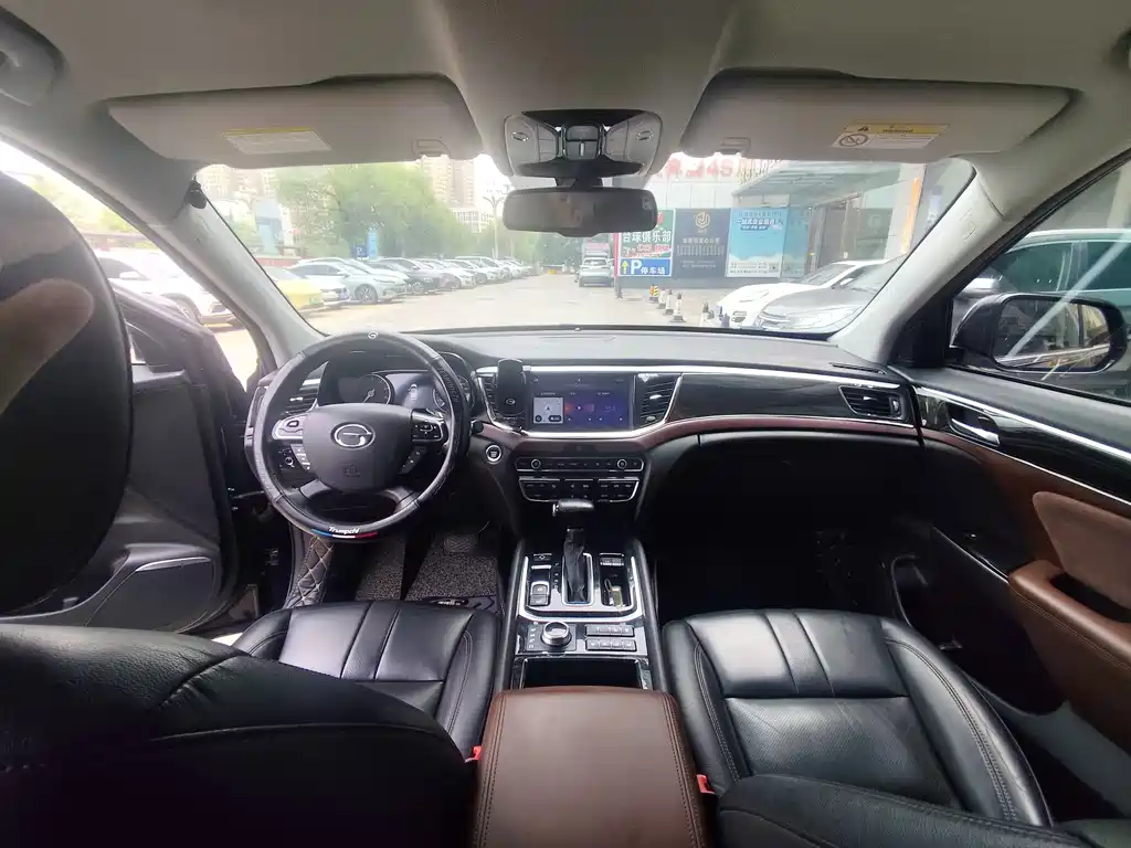 GAC Motor Trumpchi GS8 2019 — фото 6