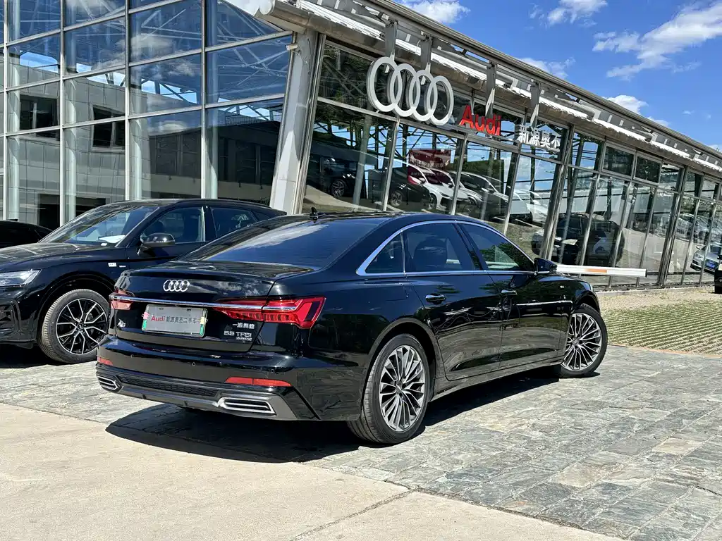 Audi A6L New Energy 2020 — фото 9