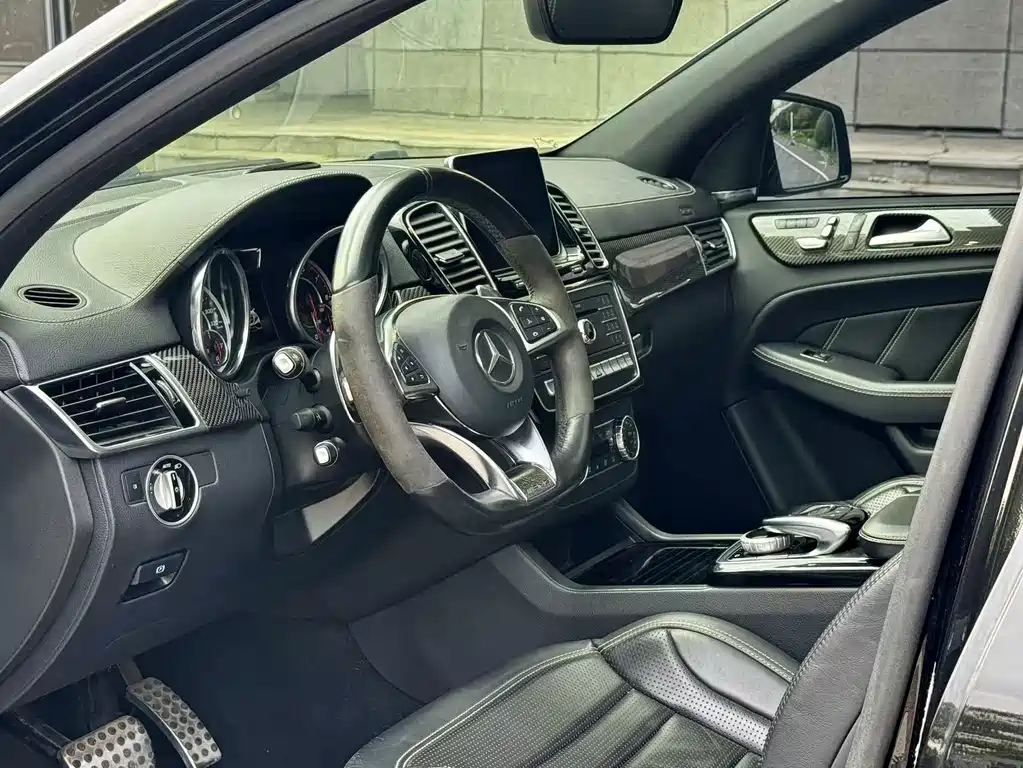 Mercedes-Benz GLE Coupe AMG 2016 — фото 8