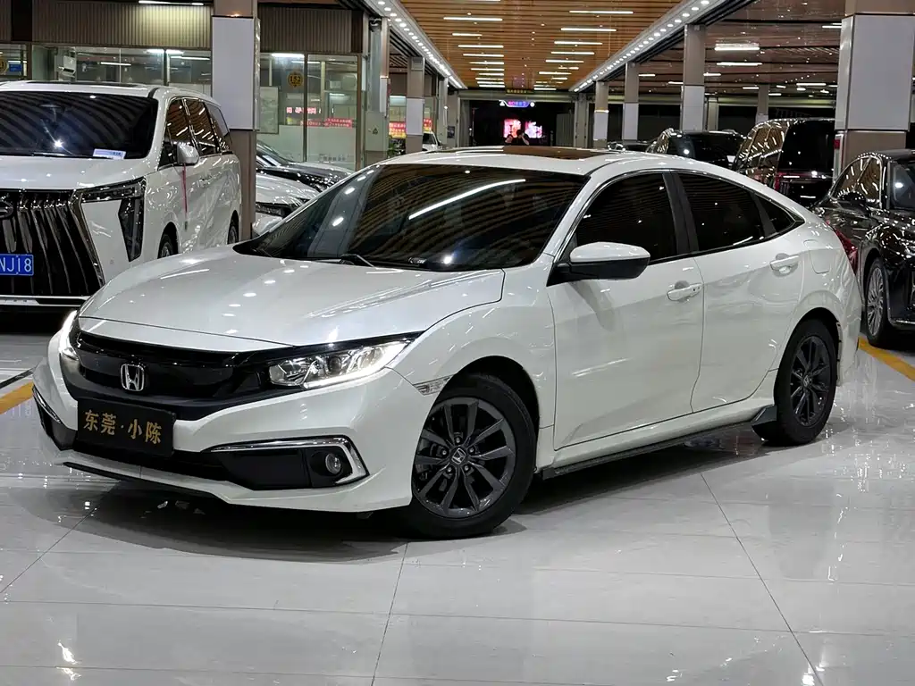 Honda Civic 2019 — фото 1