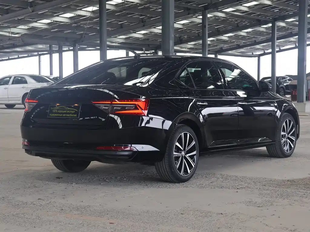 Skoda Superb 2023