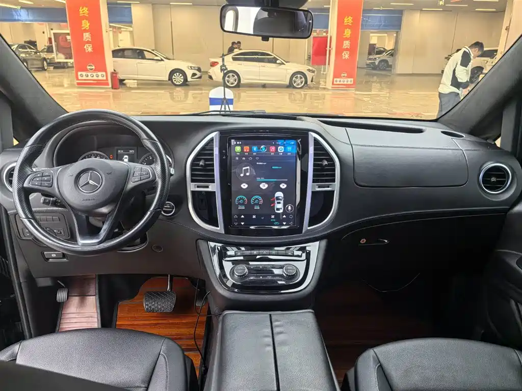 Mercedes-Benz Vito 2020 — фото 11