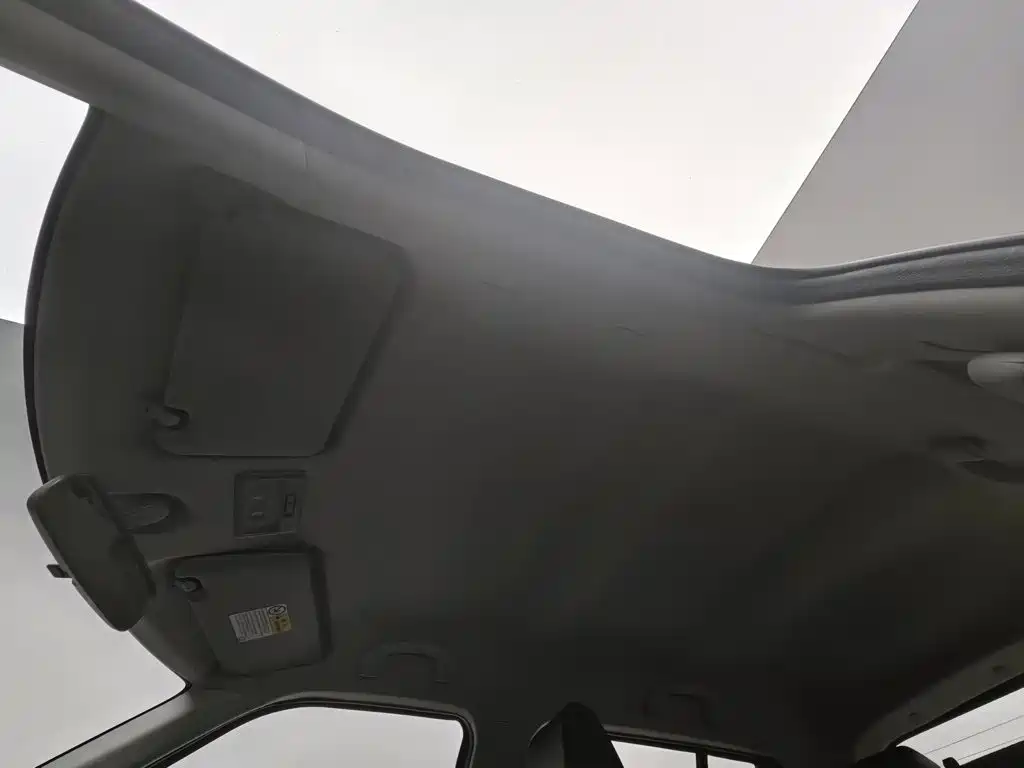 Suzuki Swift 2018 — фото 14