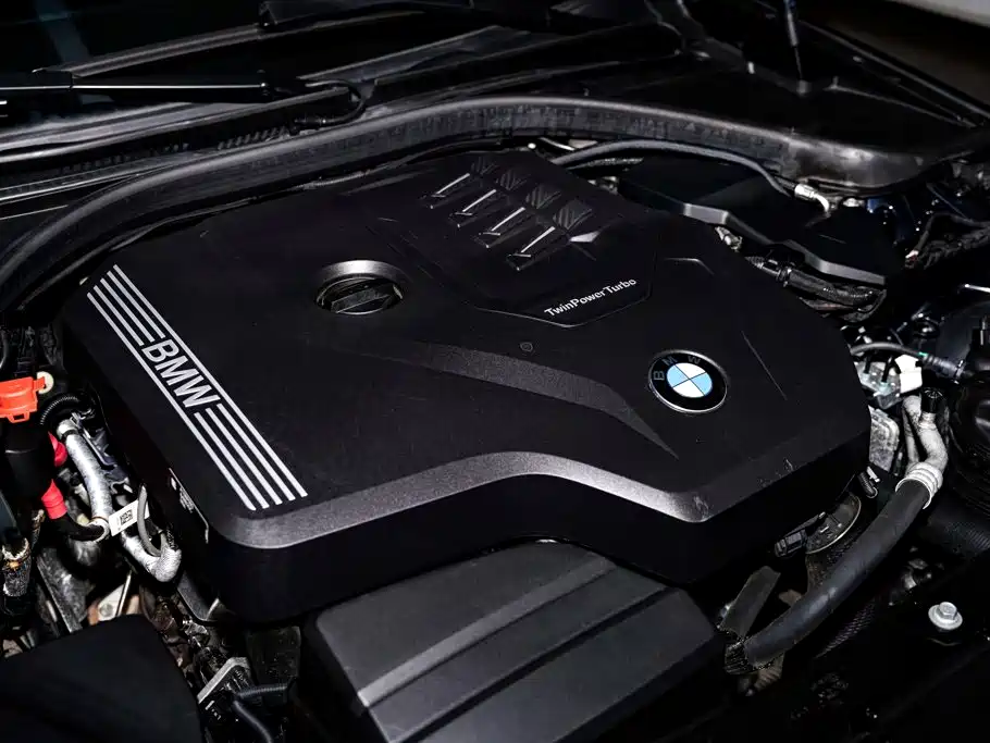 BMW 3 Series 2024 — фото 12