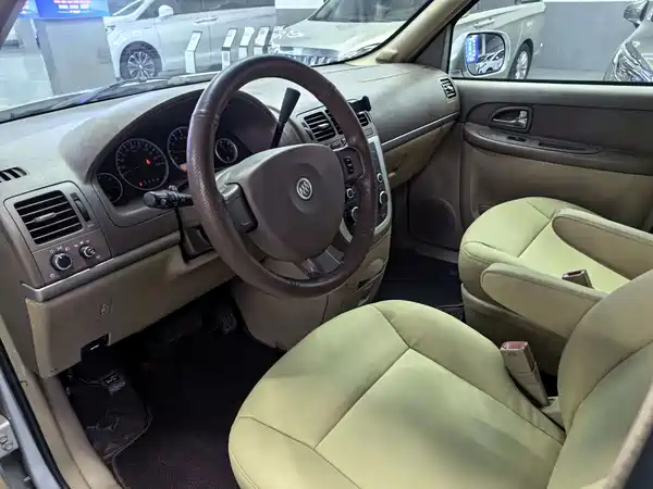 Buick GL8 2014