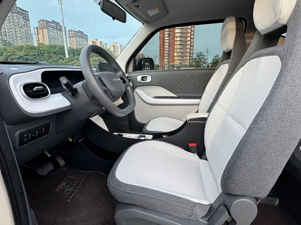 Geely Galaxy Panda 2025
