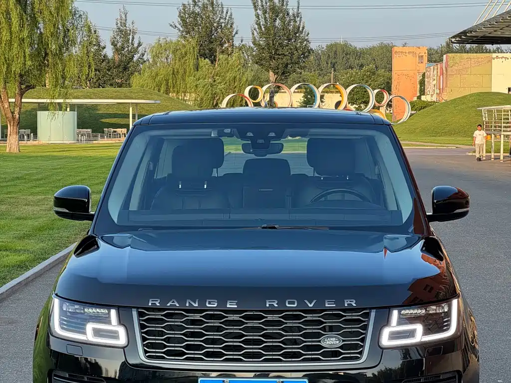 Land Rover Range Rover 2018 — фото 2