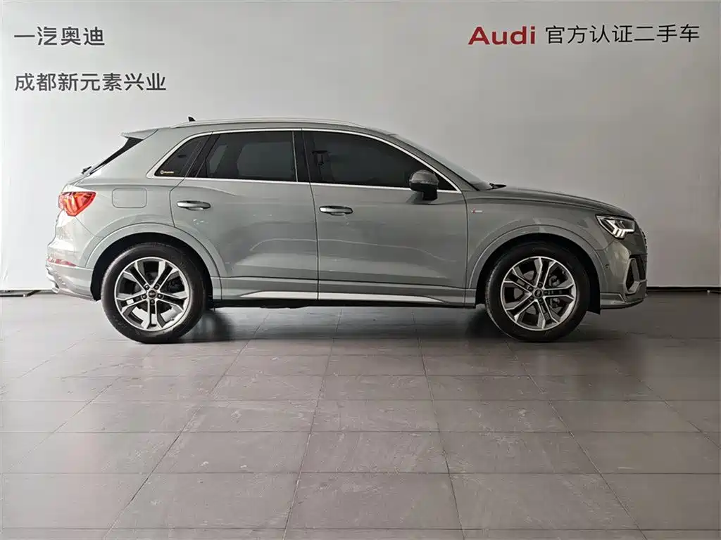 Audi Q3 2021 — фото 3