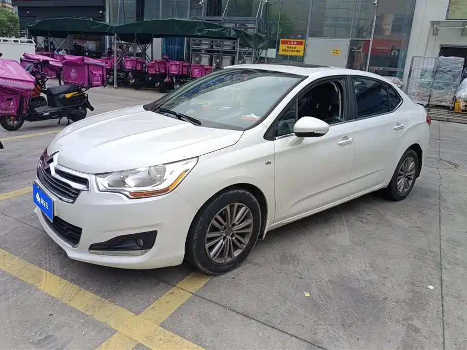 Citroen C4L 2015
