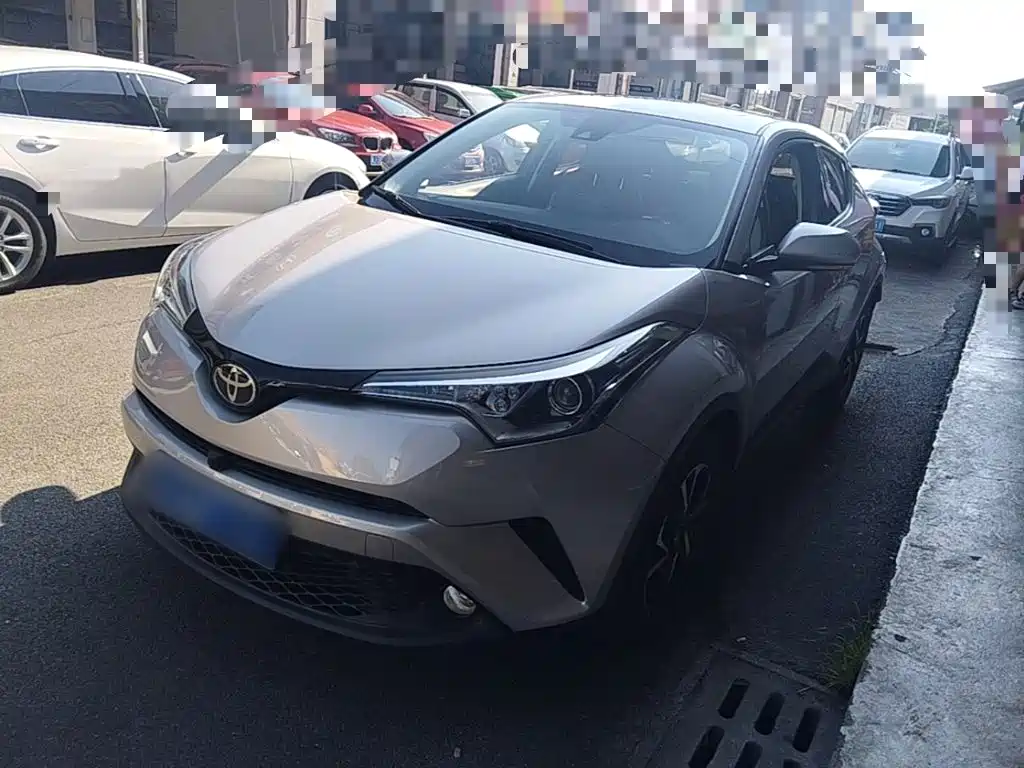 Toyota C-HR 2021