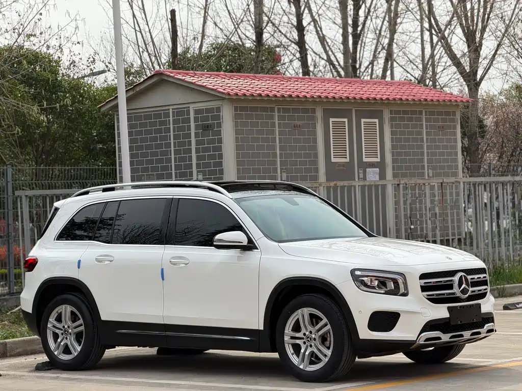 Mercedes-Benz GLB 2021 — фото 3